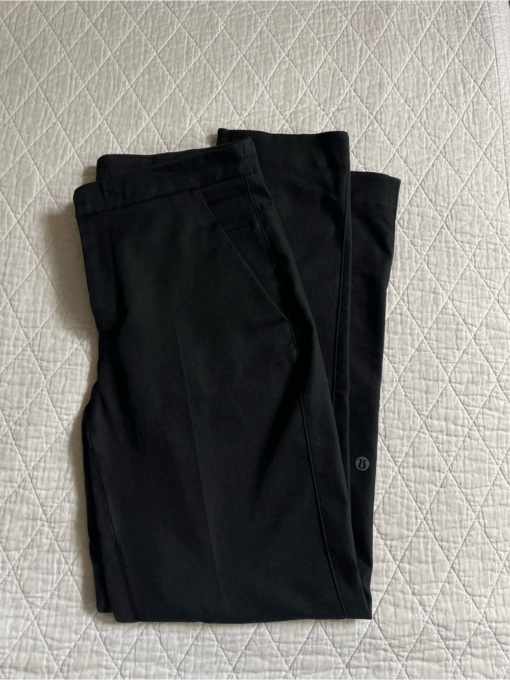 Lululemon City Trek Trouser, size 4